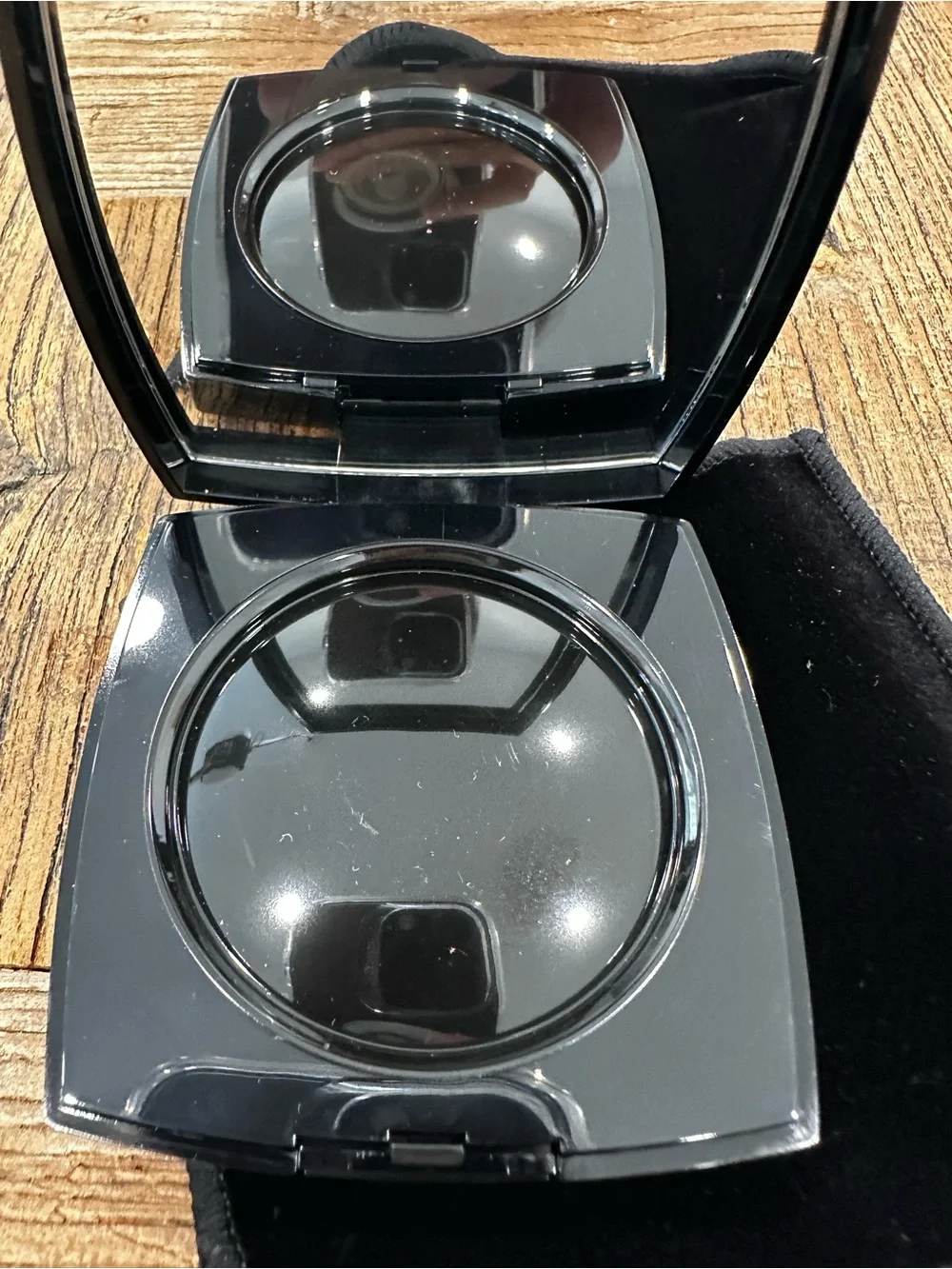 CHANEL Camélia Futura Powder Blush Trio - Black & Pink Accents limited addition
